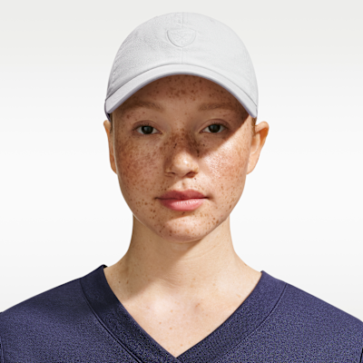 ナイキ　ゴルフ　シールド　27.5 Nike Club Golf Shield Unstructured Cap. Nike.com
